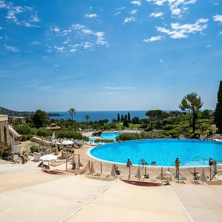 Le Village - C5 232 By Interhome Saint-Raphaël