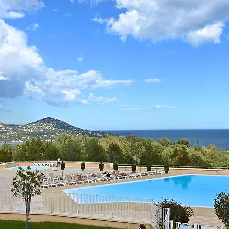 Le Village - C5 232 By Interhome Saint-Raphaël