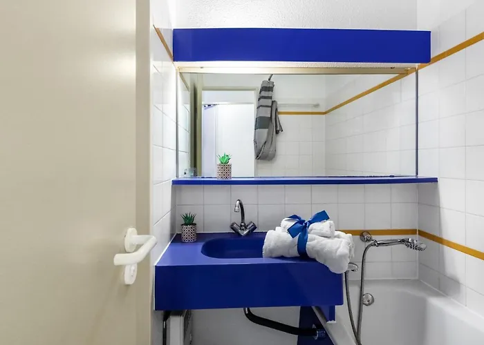 Apartment Le Village - C5 232 By Interhome