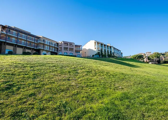 Le Village - C5 232 By Interhome Saint-Raphaël