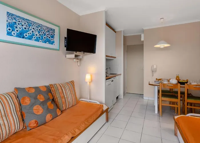 Apartment Le Village - C5 232 By Interhome